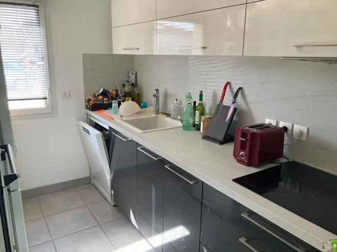 Maison 6 Personnes St Cannat - 15 Min Aix En Provence Saint-Cannat 0*,  France